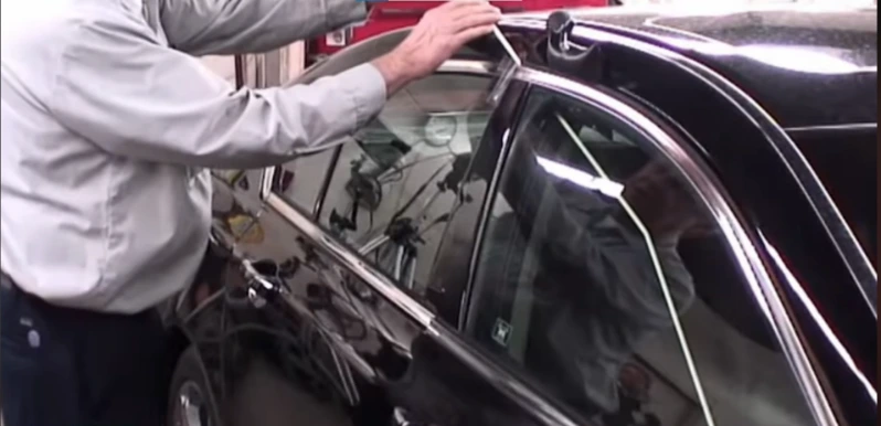 Car lockout service in the Harris Teeter parking lot on Long Shoals Road in Skyland NC